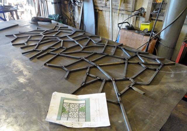 Porte grille. Modèle Sara